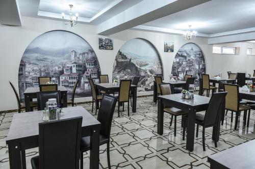 Restaurace v ubytování MariaLuis Hotel
