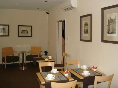 Posezení v ubytování Hôtel Ronsard