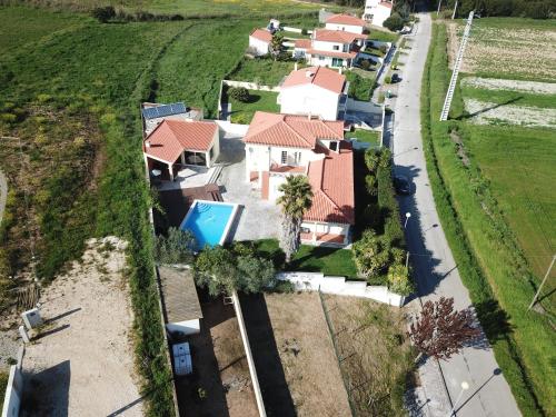 Η γειτονιά γύρω από ή μία γειτονιά κοντά σε αυτή η βίλα