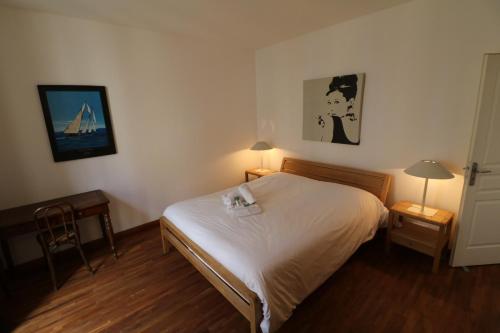 Gallery image of Luxury 1 bedroom Quai St Pierre 2 mins from the Palais & Croisette 269 in Cannes