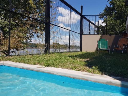 Swimming pool sa o malapit sa Paraíso Río
