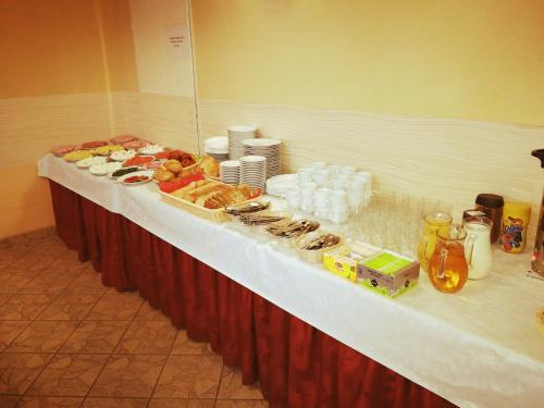 Mad på lejlighedshotellet eller i nærheden