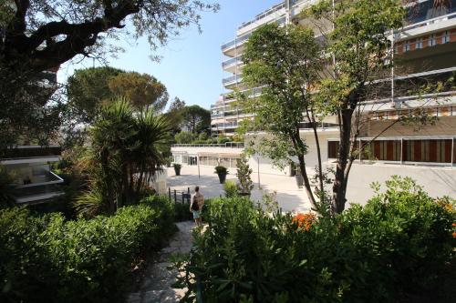 Le Corinthe studio apartment