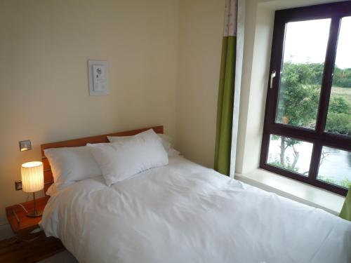 Katil atau katil-katil dalam bilik di Grove Lodge Holiday Homes 3 Bed by Trident Holiday Homes