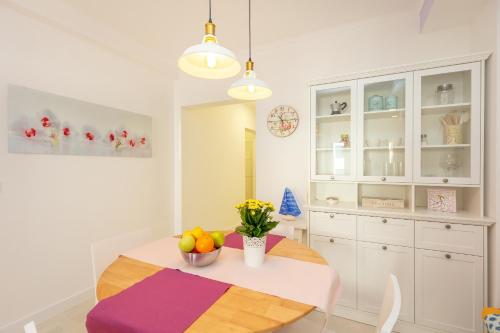 Nhà bếp/bếp nhỏ tại Dubrovnik Colors - Old Town View Apartment No1