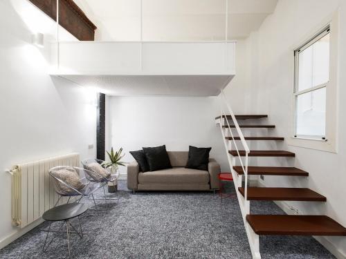 Fewdays Barcelona Apartments