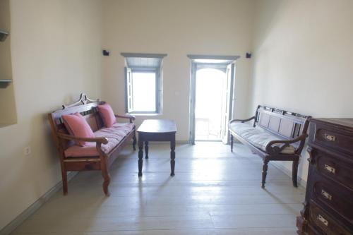 Posezení v ubytování Pyrgos Stone House