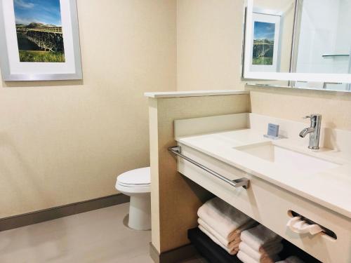 Un baño de Wingate by Wyndham Kamloops