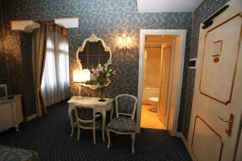 Gallery image of Locanda Ca' del Brocchi in Venice