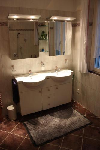 B&B Stirnimann tesisinde bir banyo