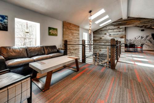 Un lugar para sentarse en A-Lodge Boulder