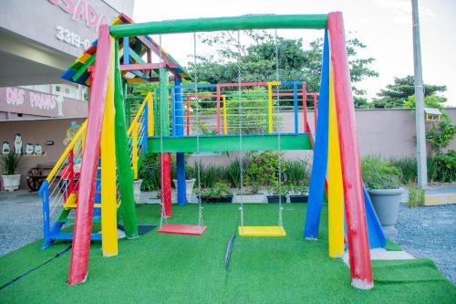Ο χώρος παιχνιδιού για παιδιά στο Pousada Rota das Praias