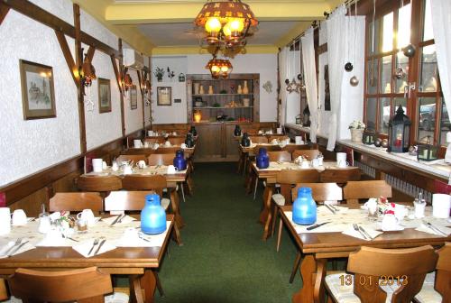 Restoran või mõni muu söögikoht majutusasutuses Landgasthaus Zur Kupferkanne