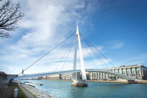 Imagem da galeria de Hôtel Les Gens De Mer Le Havre by Popinns em Le Havre