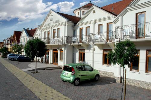 Afbeelding uit fotogalerij van Ametiszt Hotel Harkány in Harkány