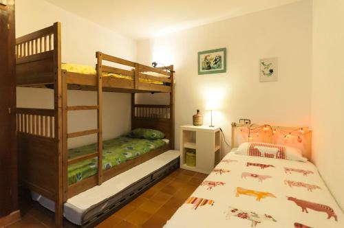 Gallery image of Lets Holidays Gabarra apartment in Tossa de Mar