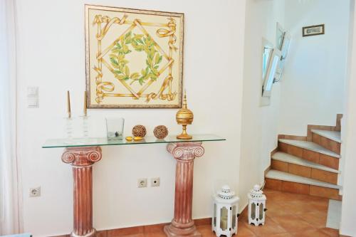 Gambar di galeri bagi Deep Blue Villa di Stelida