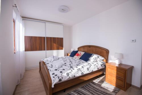 Sunrise Apartments