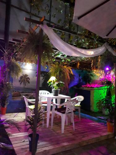 Κήπος έξω από το Brumar Inn