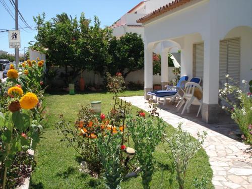 Lemon Tree Relaxing Guesthouse