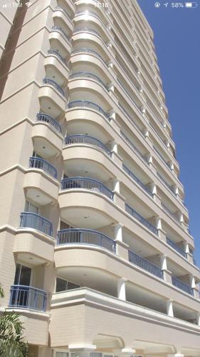 Το κτήριο όπου στεγάζεται  το διαμέρισμα