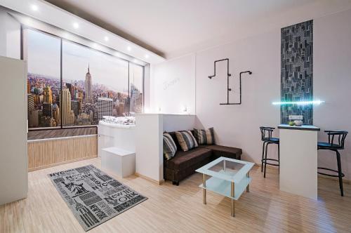 A seating area at FREE PARKING, QUIET design flat in the centre