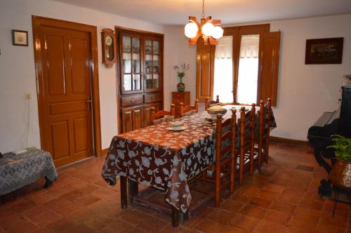 Gallery image of Casa "La Huerta" DE RODA DE ISABENA in Roda de Isábena