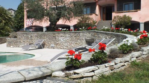 Κήπος έξω από το Villa Romele