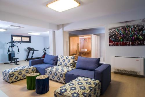 Pusat kecergasan dan/atau kemudahan kecergasan di Orama Luxury Villa 4 Bedrooms with Private Pool