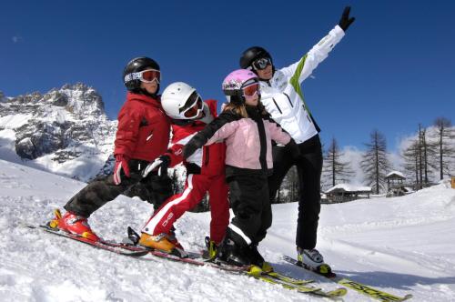 Skiing at a szállodákat or nearby