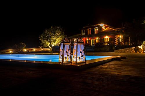 Piscina di Villa Nina o nelle vicinanze