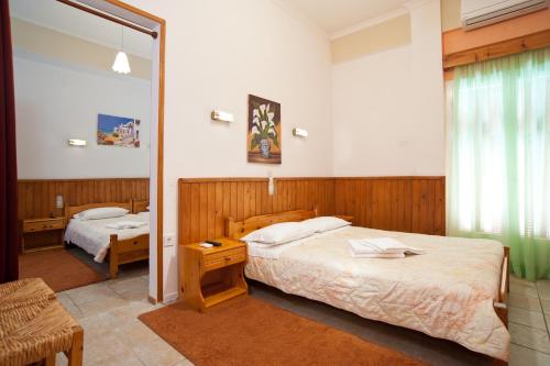 Foto da galeria de Hotel Athina em Delphi