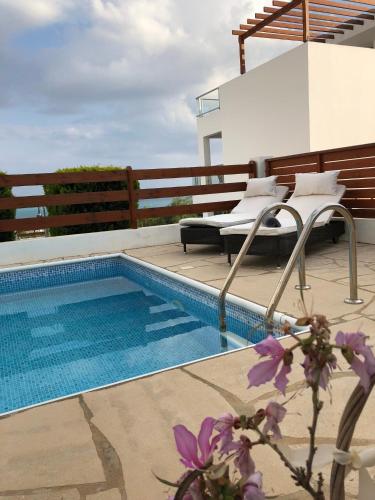Πισίνα στο ή κοντά στο Marina View Villa 11