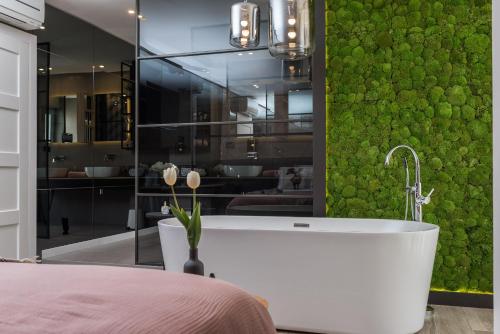 Kylpyhuone majoituspaikassa Apartments & Rooms Mareta Exclusive