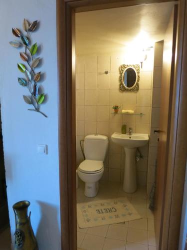 Phòng tắm tại Mistatos Häuser "Fabrica"