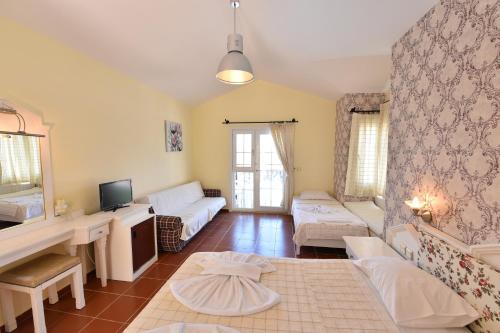 Gallery image of Artemisia Royal Park Club Hotel in Oludeniz