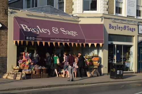 Wimbledon Views photo 14
