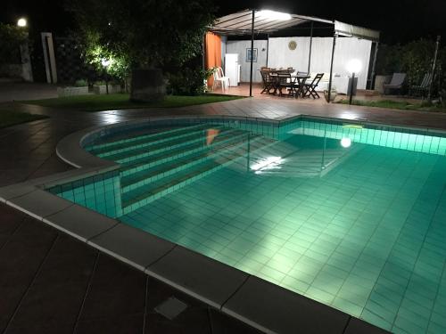 Kolam renang di atau dekat dengan Villa Cocus