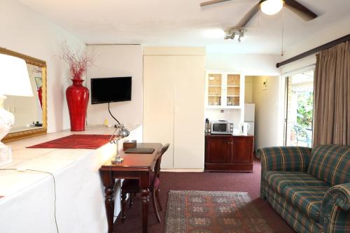 Η κουζίνα ή μικρή κουζίνα στο Kingston Place Guesthouse