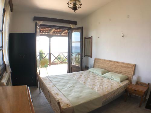 Postel nebo postele na pokoji v ubytování Unique Sea View House