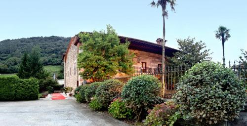 Gallery image of Hotel Palacio Guevara in Treceño