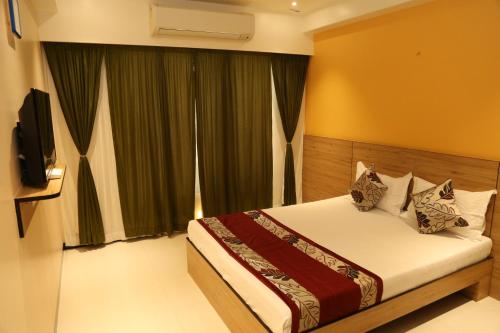 Gallery image of HOTEL MADNI ROYALE (50 Mtrs from Dargaah), Ajmer in Ajmer
