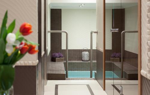 Koupelna v ubytování Hotel Excelsior