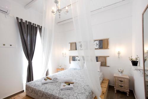 EvaEle Luxury Boutique