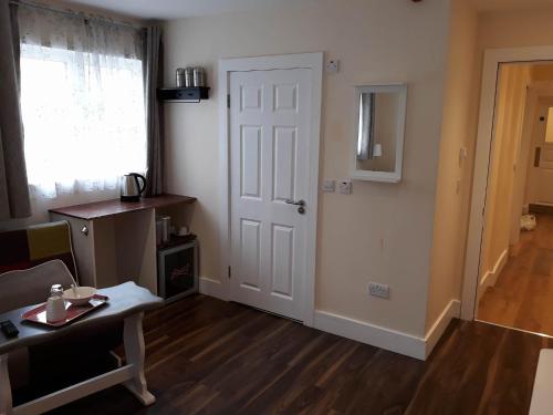 Fotografie z fotogalerie ubytování Ridge-Rock Accommodation v destinaci Carrick-on-Shannon