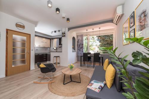 Apartment Tina - Kolovare Beach