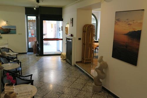 Posezení v ubytování Hotel Modena old town