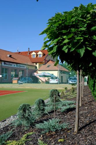 Zahrada ubytování Wellness Penzion Kroměříž - Zlobice