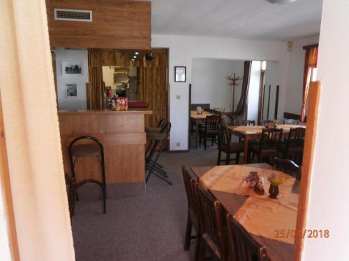 Restoran ili drugo mesto za obedovanje u objektu Penzion Oliver