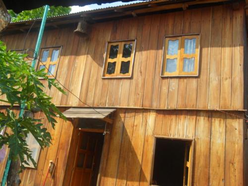インが所在する建物